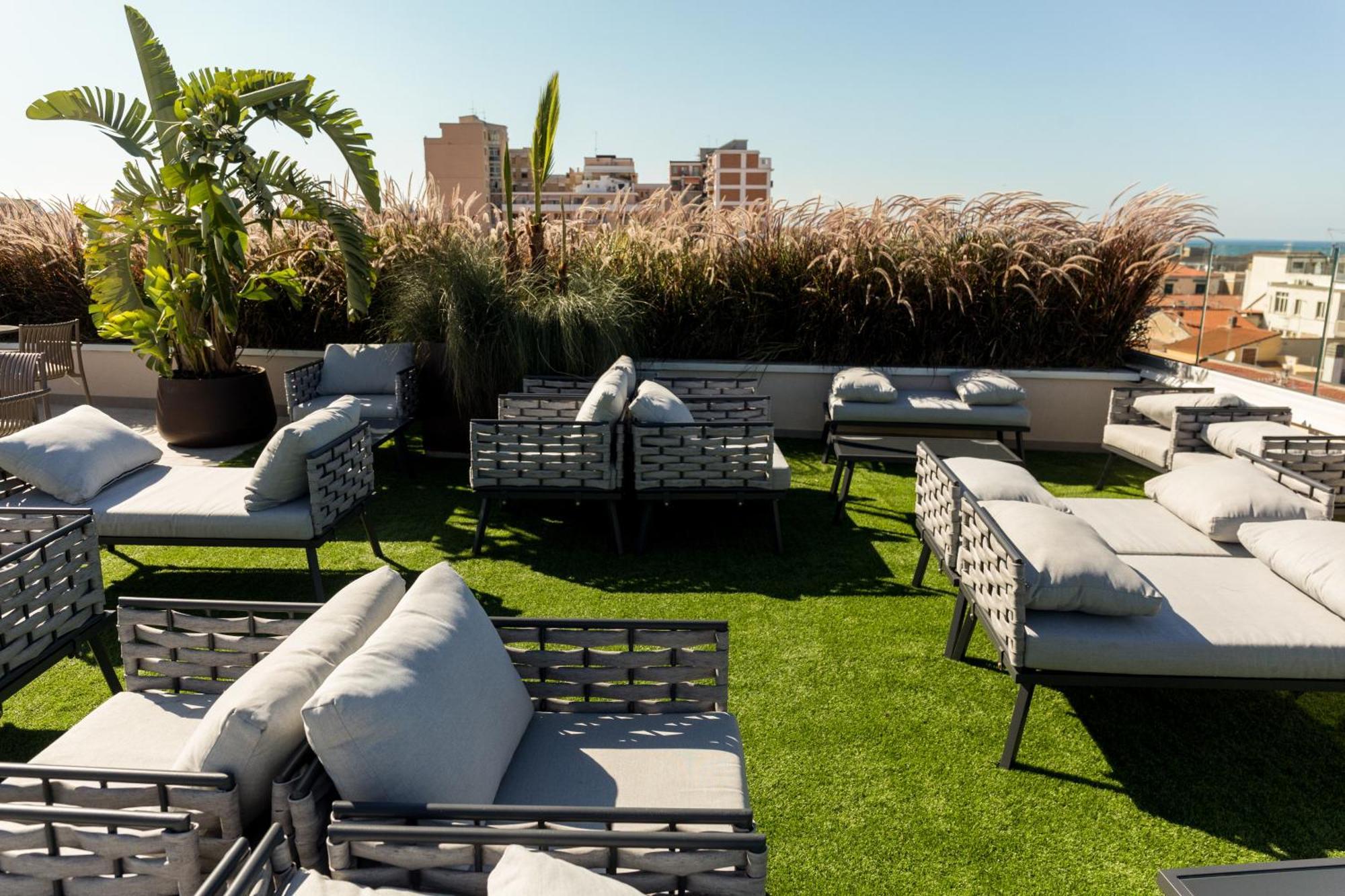 טרמולי Lumia Hotel מראה חיצוני תמונה